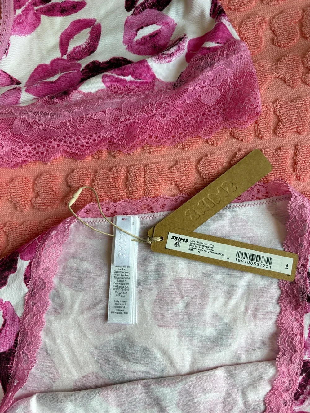 SKIMS Lightweight Cotton Lace Bralette Boyshort Set | Pink Allover Lipstick | XL